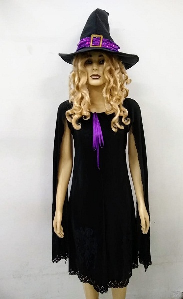 Bruxa estampa rosas negras 